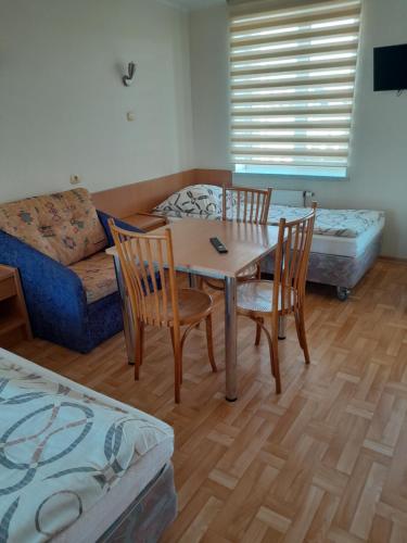 Χώρος καθιστικού στο Hostel Polon