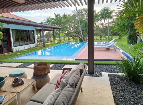 Piscina a Villa Mariposa o a prop