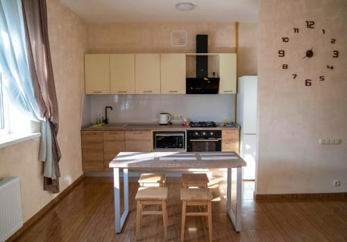 Η κουζίνα ή μικρή κουζίνα στο Guest house Kiev forest