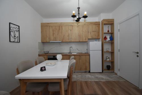 Urbanin Apartment A4 tesisinde mutfak veya mini mutfak