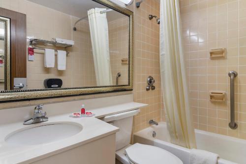 Gallery image of Econolodge in Perry