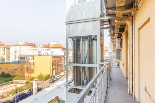 Modern apartment in Milano Centrale next to Metro M5 - Sarca 73