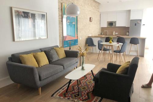 SUITE en Triana, tranquilo, independiente