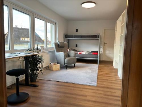Posezení v ubytování Ruhige Stadtwohnung, 107 m2