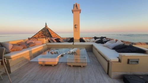 Ático de lujo encima del mar