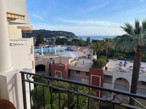 Pool , 150m to beach, seaview – Photos 2