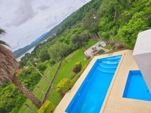 Výhľad na bazén v ubytovaní Pan Dulce - Casa de Campo alebo v jeho blízkosti