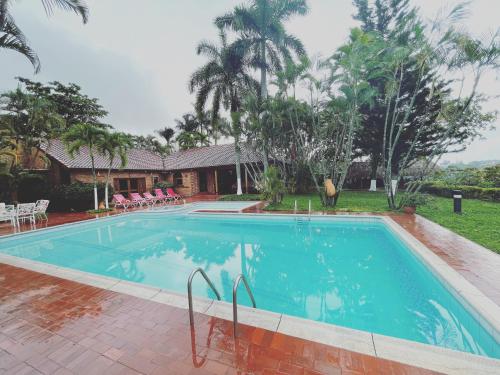 Kolam renang di atau dekat dengan ANAPOIMA Toscana