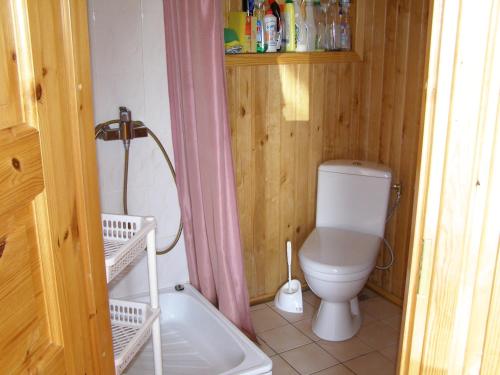 Kúpeľňa v ubytovaní Treimani Puhkemaja