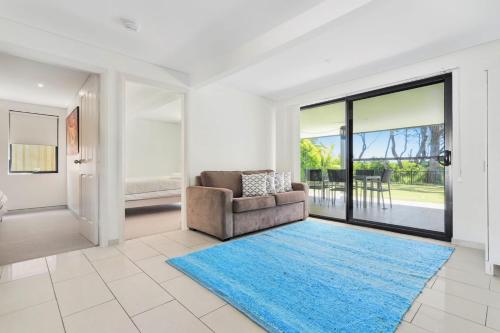 Posezení v ubytování Beachfront Haven On Collingwood Beach