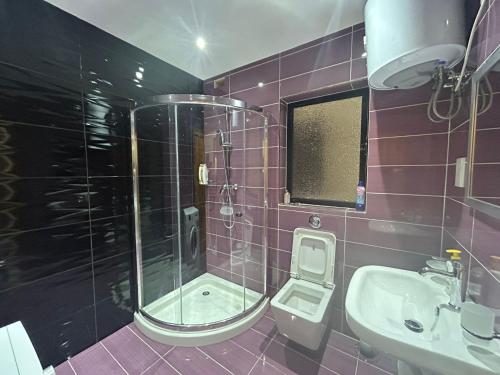 Gallery image of No 6 Poseidon Apartment in St. Julianʼs