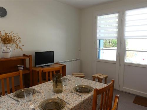 Photo de la galerie de l'établissement Appartement 2 chambres près de la plage, animaux admis - Saint-Jean-de-Monts - FR-1-323-314, à Saint-Jean-de-Monts