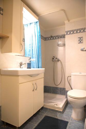 Apartment in Athens 150meters from subway