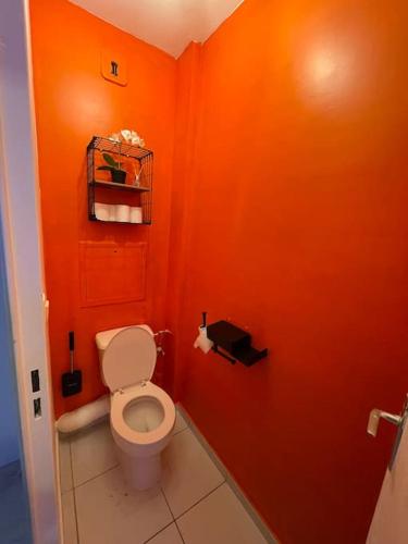 Photo de la galerie de l'établissement Spa House , love room, à Tremblay-en-France