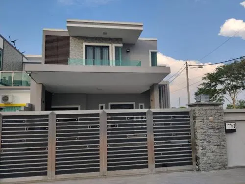 16 Paxs Bungalow Homestay Hutan Melintang by Aloha