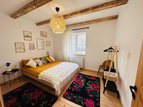 Postel nebo postele na pokoji v ubytování FRIENDS HOUSE - Ізки 33