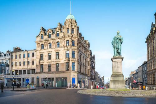 RÌGH Residences - George Street photo 55