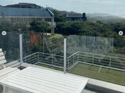 Μπαλκόνι ή βεράντα στο Kelly's Beachfront Apartments