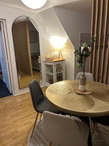 Dieppe F2 pour 4 personnes emplacement idéal 2 min à pied de la plage et des boutiques