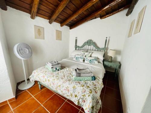 Lova arba lovos apgyvendinimo įstaigoje Quinta Da Horta