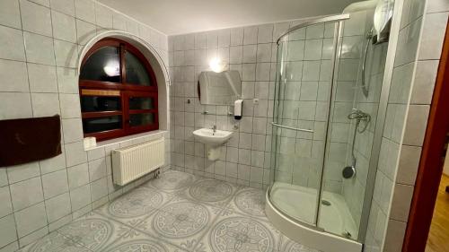 Koupelna v ubytování HOTEL - Pałac Słonowice