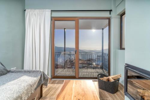 Arachova's Experience S1