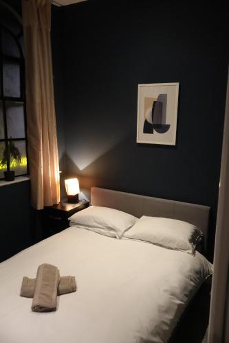 Ein Bett oder Betten in einem Zimmer der Unterkunft Modern apartment in Birmingham