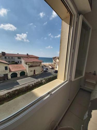 A 50 m de la plage centrale