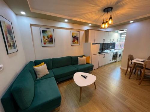 Leti Apartments Rr.Naim Frasheri - Imazhi 3