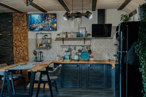 Напитки в Карпатське Hygge котедж для двох з чаном-джакузі у горах