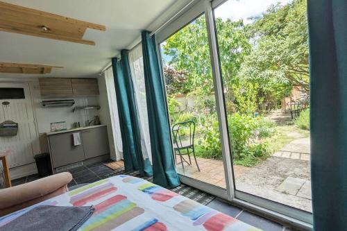 Photo de la galerie de l'établissement Garden studio at the gates of Paris, à Alfortville