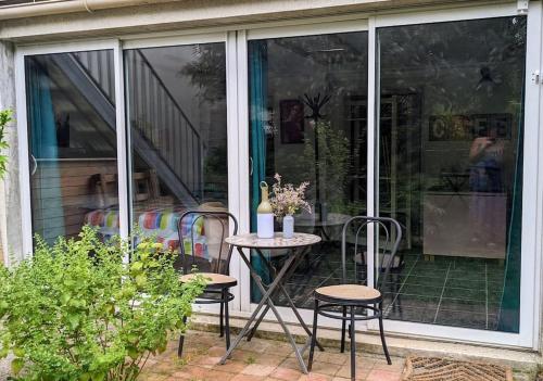 Photo de la galerie de l'établissement Garden studio at the gates of Paris, à Alfortville
