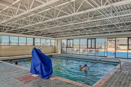 The Scallop by Brightwild-Beachfront Condo photo 19