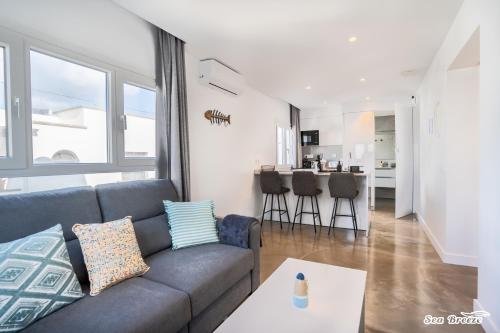 Χώρος καθιστικού στο 2 Apartments Sea Breeze