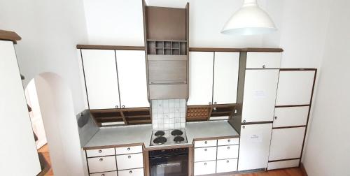 Suite in imperial design, central location