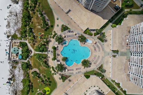 Piscina di St Maarten 508 a Beautiful Luxury Beach Front 3 Bedroom 5th Floor Condo with Resort Amenities o nelle vicinanze