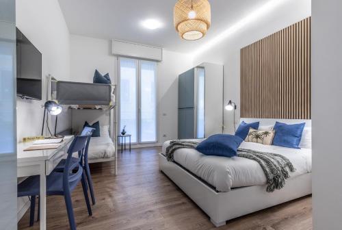 StayEasy Quadronno33 - 3 bedrooms, 2 baths - Duomo walking distance