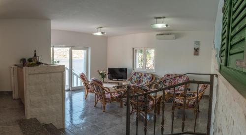 Seaside house for families with children Rogoznica - 22156