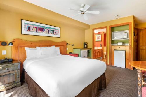 Hilton Grand Vacations Club Whistler Image