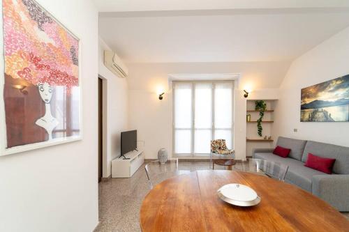 [ 5 Giornate ] Apt con terrazzo e garage privato