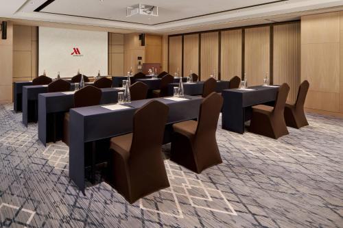 Daegu Marriott Hotelにあるビジネスエリアまたは会議室