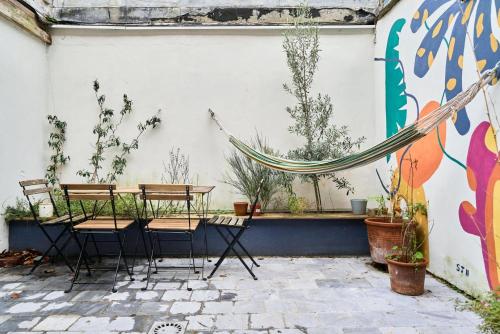 Photo de la galerie de l'établissement 3 bedroom house with courtyard close to Lille, à La Madeleine