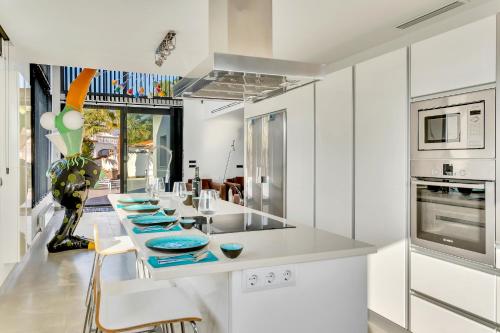 Casa Mieke Modern Villa Denia View of the Montgo Mountain