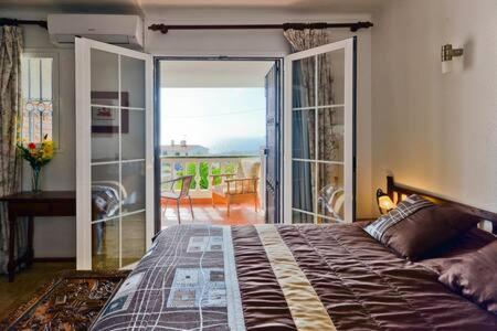 A bed or beds in a room at SHR035 Villa El Algarrobo