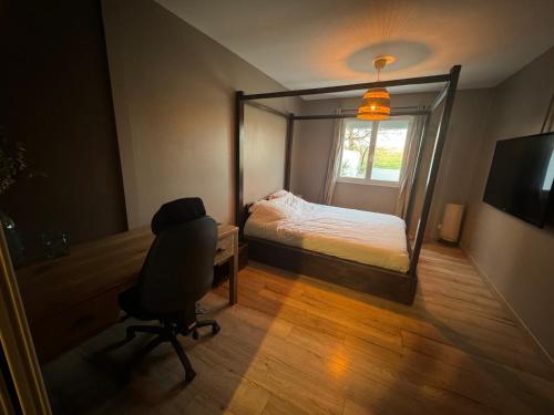 Photo de la galerie de l'établissement Villa familiale avec grand espace extérieur, à Ponteilla