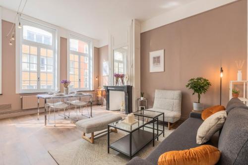 1 bedroom apartment in the city center, near metro