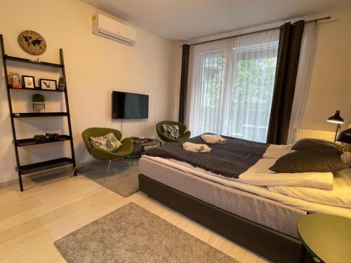 Bright Harmony Apartment close to downtown 1082 Budapest, 6 Corvin sétány kép - 3