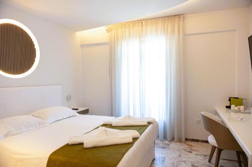 Gallery image of Tzanis Resort Skyros in Skiros