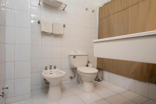 Ένα μπάνιο στο Teclados Hotel