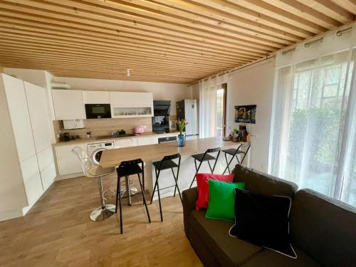 Photo de la galerie de l'établissement Prego , cosy flat next to disneylandparis, à Chanteloup-en-Brie